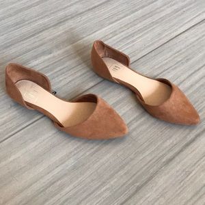 Tan flats